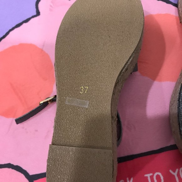 Sense of place Grey Wedge sandals  37 NEW - Picture 5 of 7